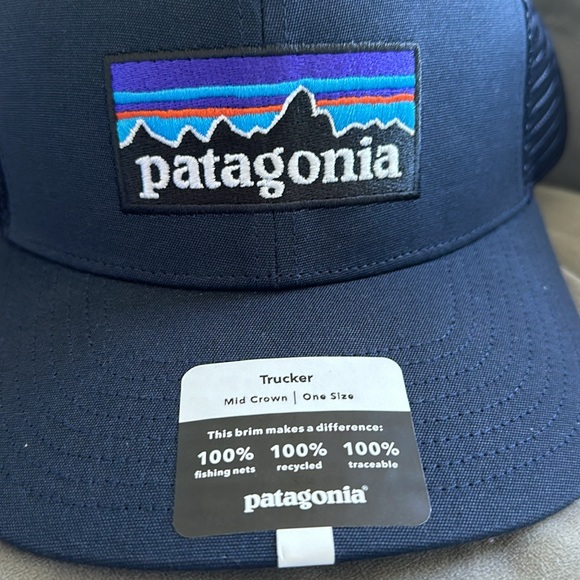 Patagonia trucker hat new - Picture 3 of 3